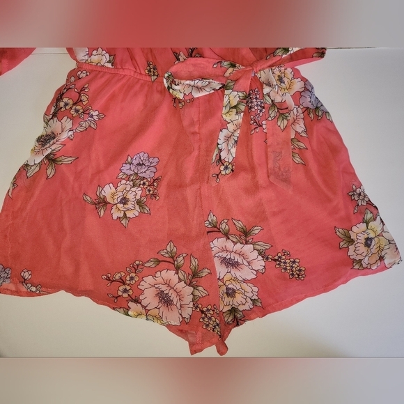 Bailey Blue pink floral print wrap v neck romper with bow keyhole back - Picture 6 of 14